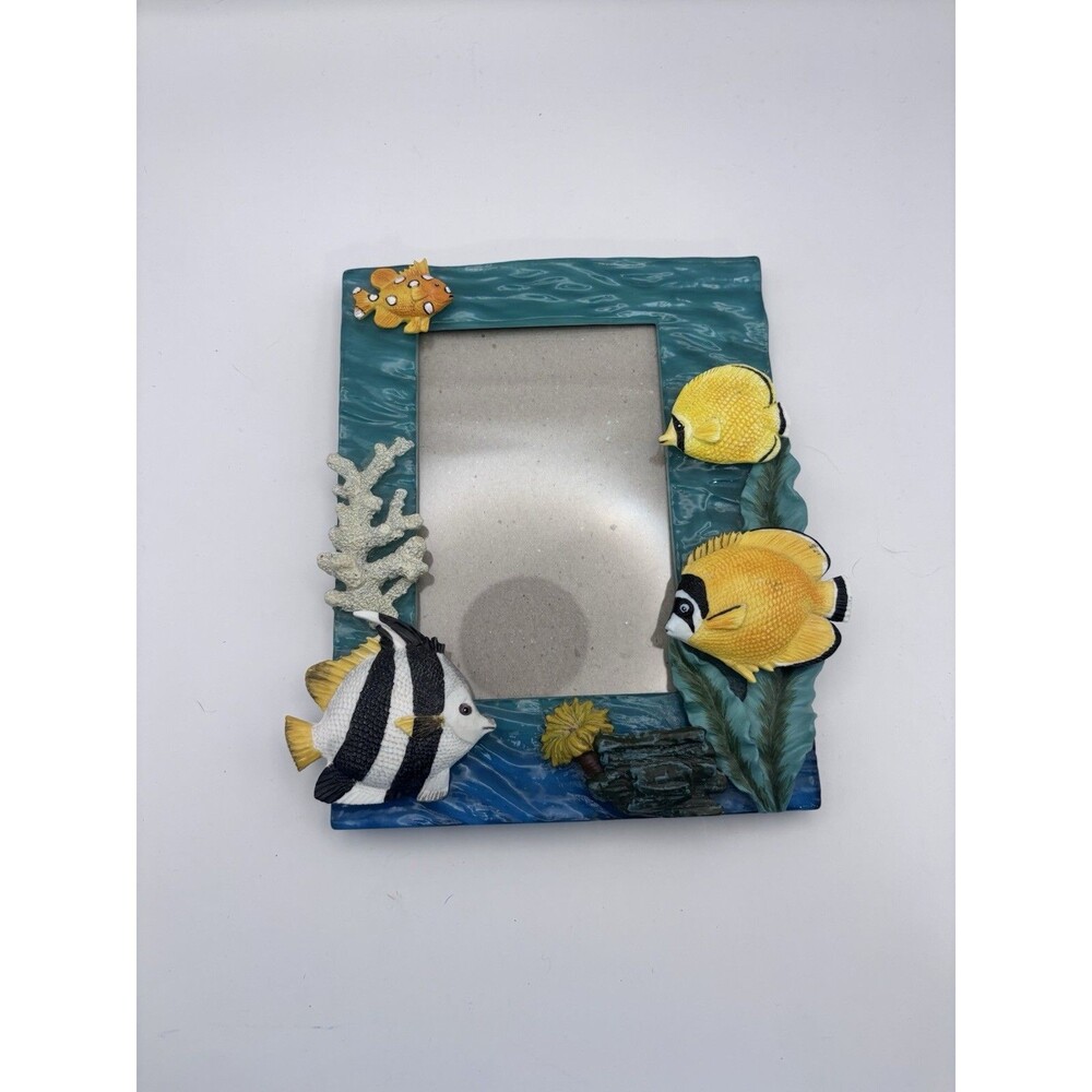 Vintage 3D Textured Tropical Fish Picture Frame Ocean Beach Vacation Island